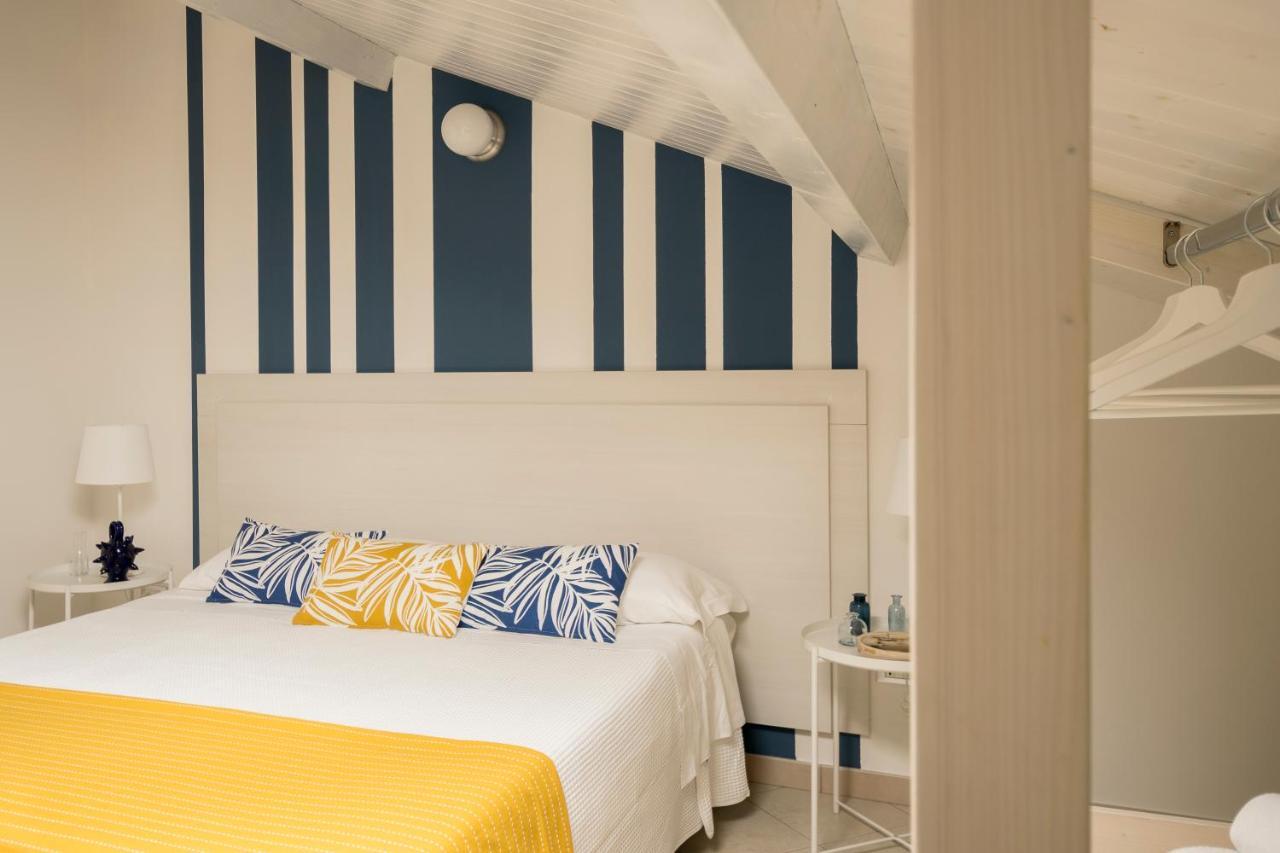 Civico 64 Bed & Breakfast In Mansarda Palmi Eksteriør billede