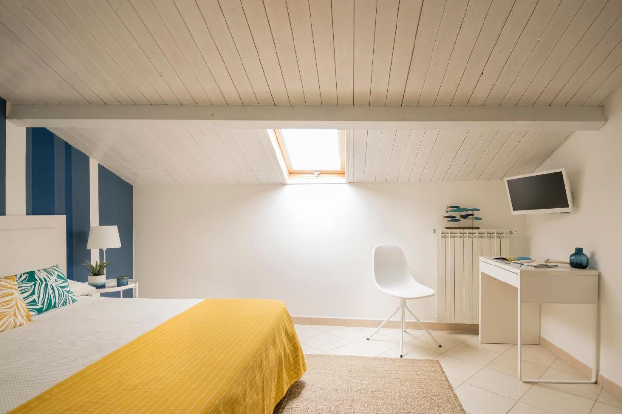 Civico 64 Bed & Breakfast In Mansarda Palmi Eksteriør billede
